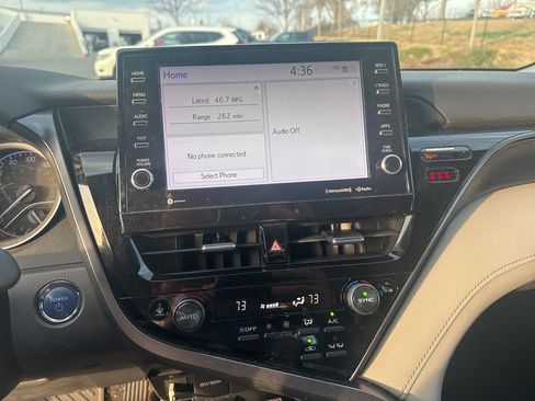 Used 2023 Toyota Camry XLE w/ Cold Weather Package image 10