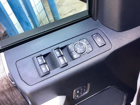 Used 2019 Ford F250 Lariat w/ Lariat Ultimate Package AWD/4WD image 67