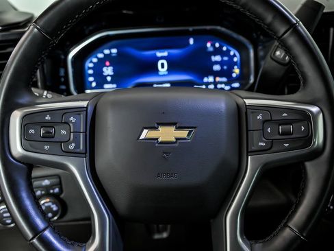 Used 2025 Chevrolet Silverado 1500 LT image 19