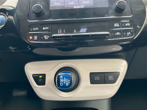 Used 2017 Toyota Prius Two w/ Prius Two Safety Plus Package image 23