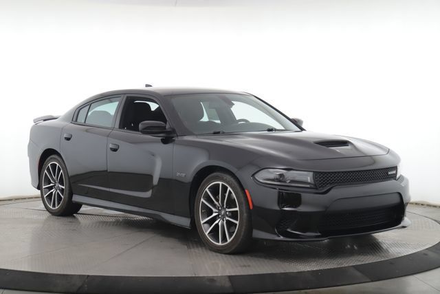 Used 2023 Dodge Charger R/T RWD image 2