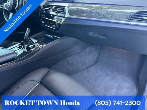 Used 2021 BMW M550i xDrive w/ Executive Package AWD/4WD image 15