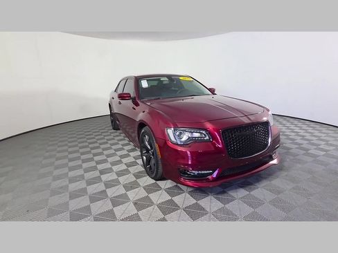 Used 2023 Chrysler 300 Touring L w/ Comfort Group RWD image 53