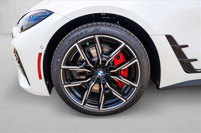 New 2026 BMW 430i xDrive w/ M Sport Package AWD/4WD image 9