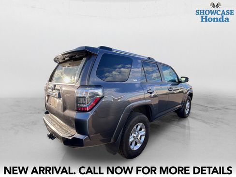 Used 2021 Toyota 4Runner SR5 RWD image 5