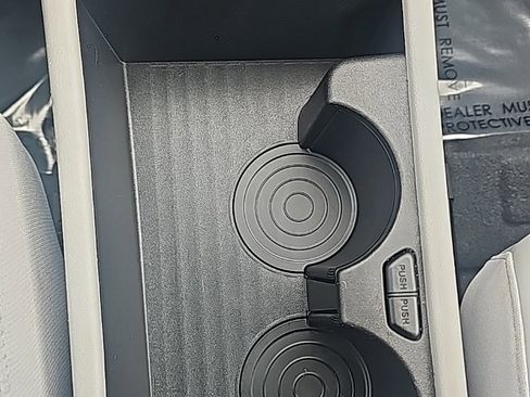 Used 2024 Hyundai Kona Limited image 24