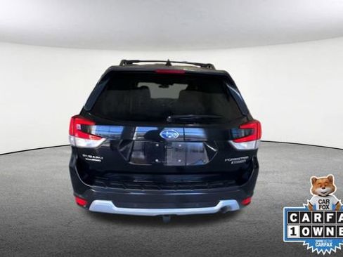 Used 2020 Subaru Forester Touring image 8