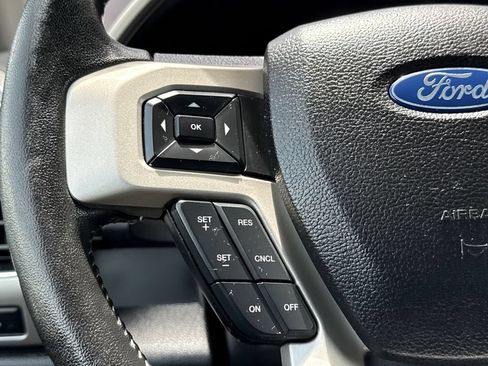 Used 2019 Ford F450 Lariat w/ Lariat Ultimate Package AWD/4WD image 29