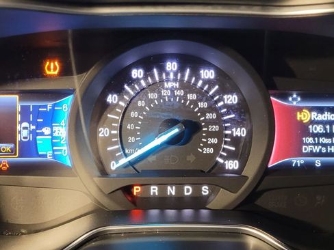 Used 2016 Ford Fusion Titanium image 26