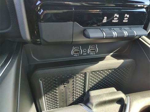 New 2026 RAM 1500 Big Horn image 24