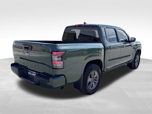 Used 2025 Nissan Frontier SV RWD image 7