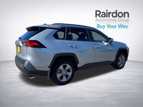 Used 2022 Toyota RAV4 XLE w/ Convenience Package AWD/4WD image 7