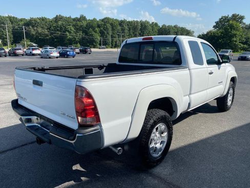 Used 2006 Toyota Tacoma 4x4 Access Cab V6 image 6