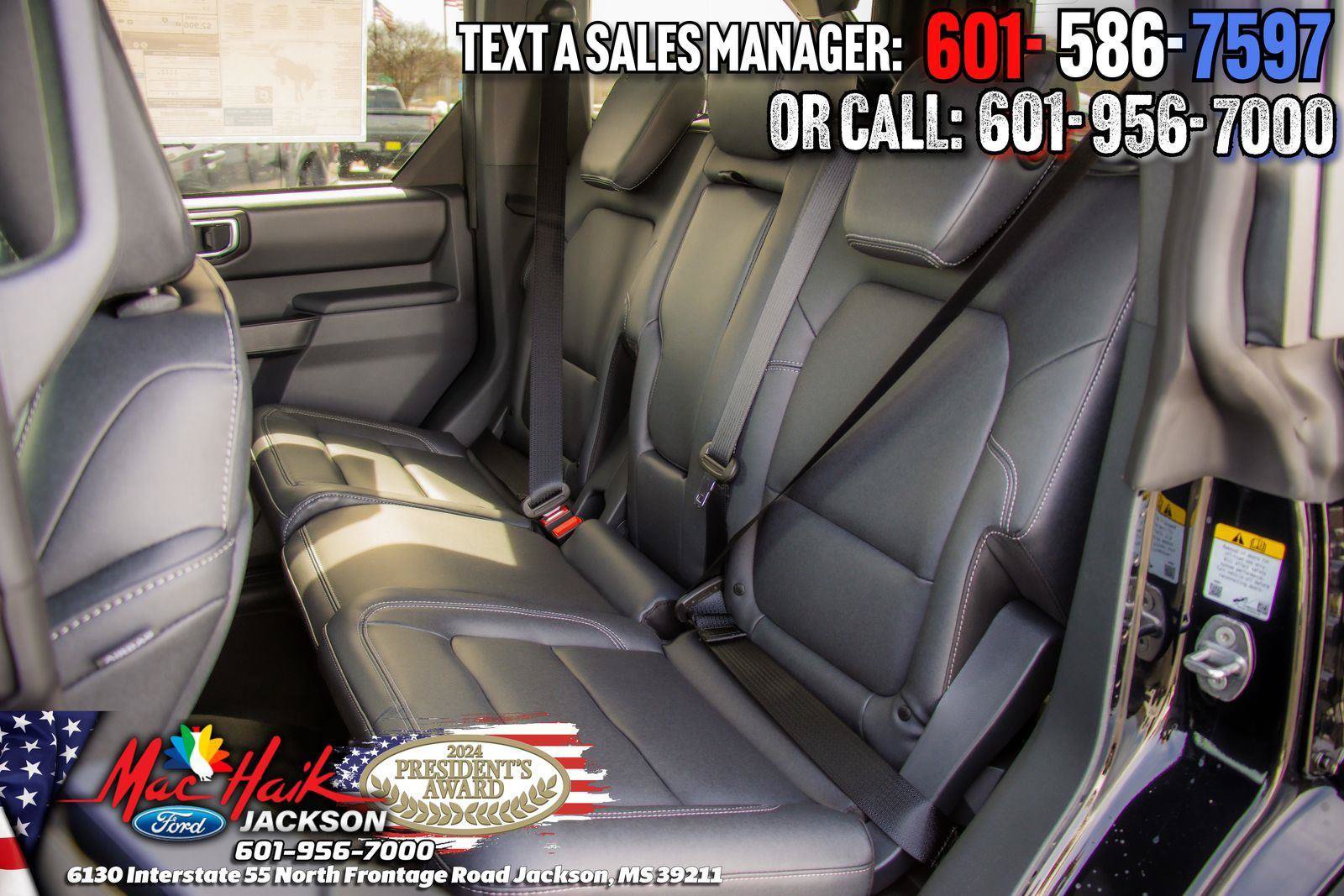 Used 2026 Ford Bronco Badlands AWD/4WD image 9