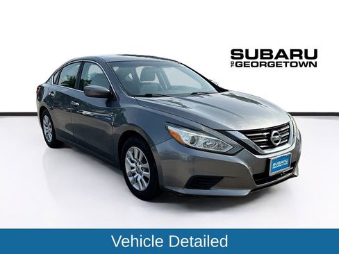 Used 2017 Nissan Altima 2.5 S w/ Power Driver Seat Package FWD image 1