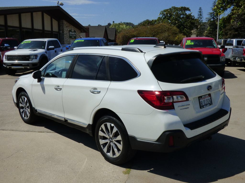 Used 2019 Subaru Outback 2.5i Touring AWD/4WD image 5