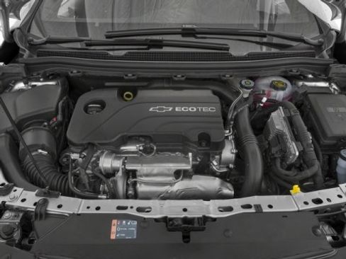 Used 2017 Chevrolet Cruze LT image 16