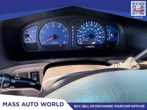 Used 2002 Toyota Sienna XLE FWD image 9