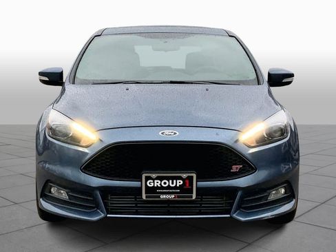 Used 2018 Ford Focus ST w/ Equipment Group 402A image 3