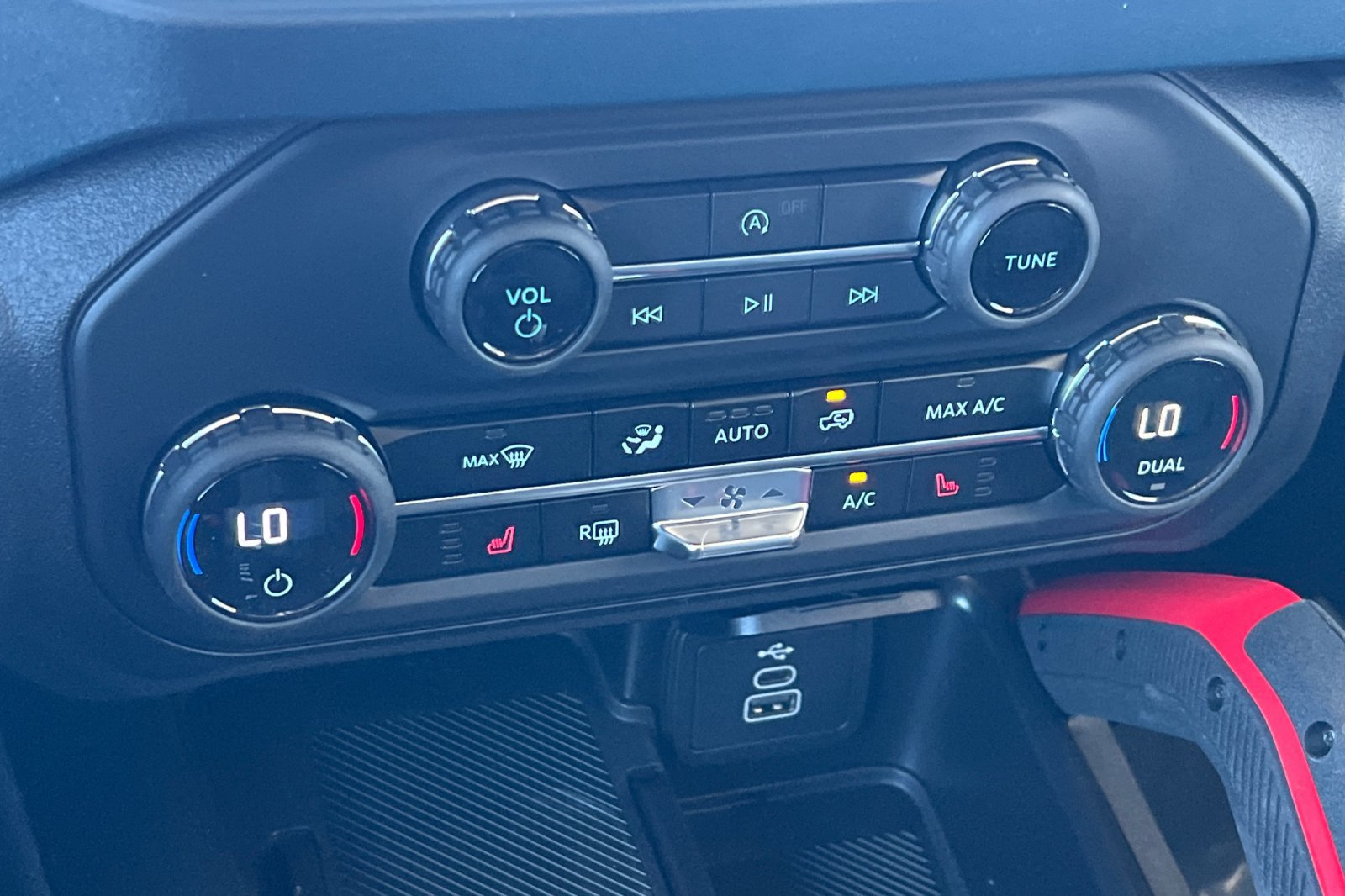 New 2026 Ford Bronco Heritage Edition AWD/4WD image 19