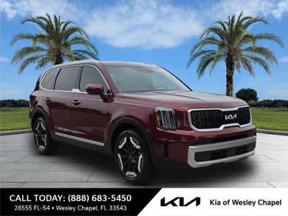 Certified 2023 Kia Telluride EX w/ EX Captain's Chair Package