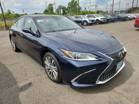 Used 2021 Lexus ES 250 w/ Premium Package AWD/4WD image 3