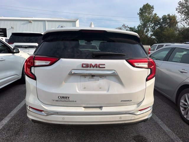 Used 2023 GMC Terrain Denali w/ LPO, Floor Liner Package AWD/4WD image 6