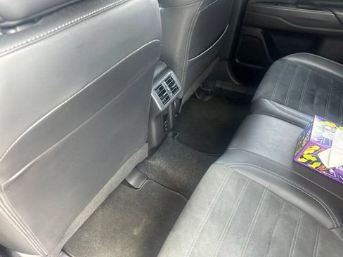 Used 2020 Mitsubishi Outlander SE FWD image 7