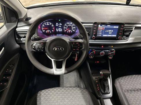 Used 2019 Kia Rio S FWD image 11