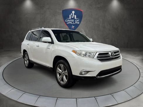 Used 2011 Toyota Highlander Limited w/ Tow Pkg FWD image 7