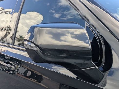 Used 2021 Cadillac Escalade Sport w/ LPO, ONYX Package AWD/4WD image 10