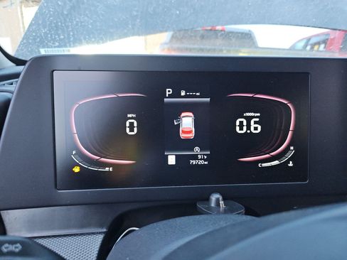 Used 2023 Kia Sportage LX FWD image 10