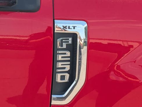 Used 2020 Ford F250 XLT w/ XLT Value Package AWD/4WD image 7
