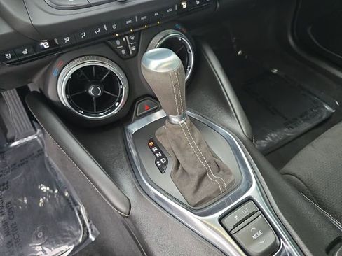 Certified 2021 Chevrolet Camaro SS image 18