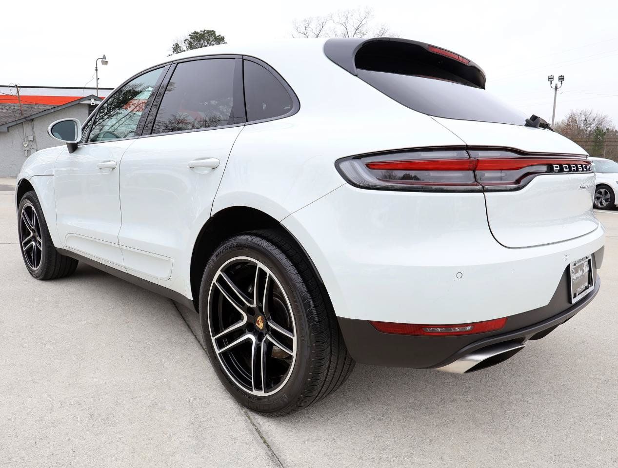Used 2021 Porsche Macan AWD/4WD image 4