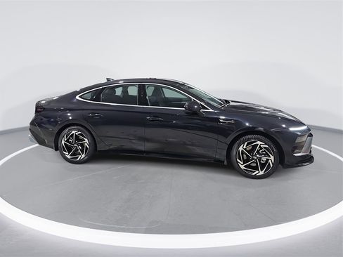 New 2026 Hyundai Sonata SEL image 4