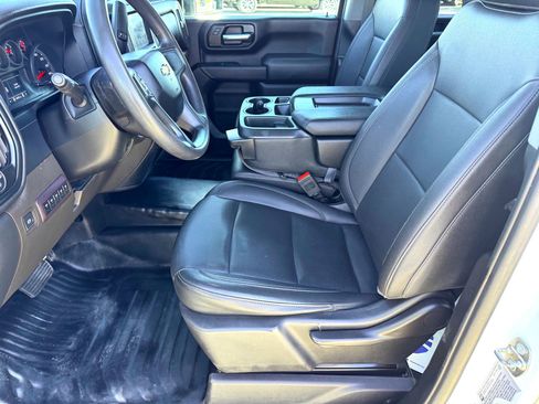 Used 2024 Chevrolet Silverado 3500 W/T image 12