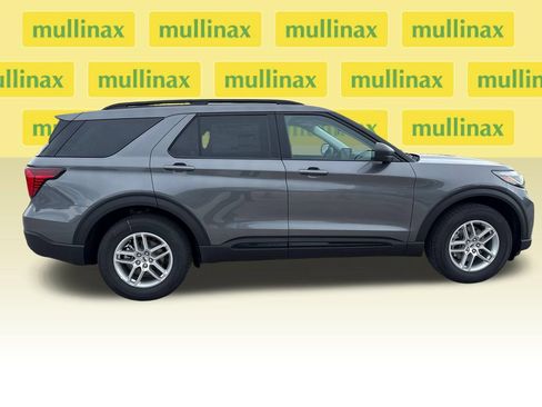 New 2026 Ford Explorer Active RWD image 15