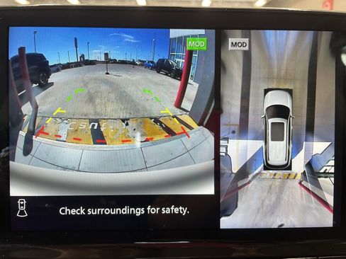 Certified 2023 Nissan Pathfinder SL w/ Black Appearance Package image 8