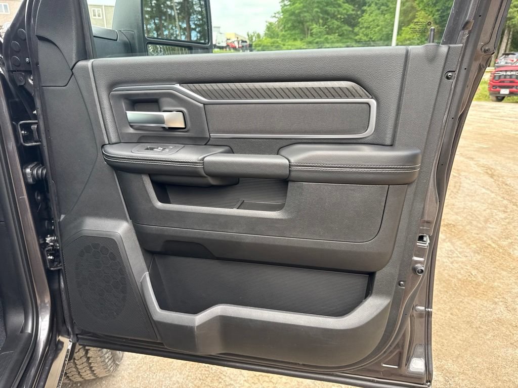 New 2026 RAM 2500 Big Horn AWD/4WD image 27