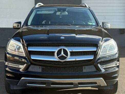 Used 2015 Mercedes-Benz GL 450 4MATIC image 2