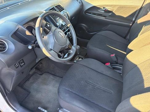 Used 2010 Scion xD FWD image 10