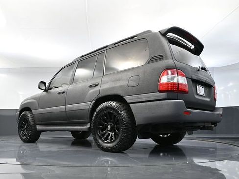 Used 2006 Toyota Land Cruiser image 53