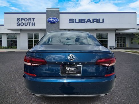 Used 2020 Volkswagen Passat 2.0T SEL image 4