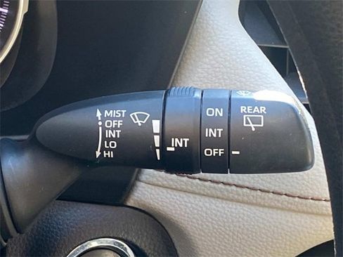 Used 2022 Toyota RAV4 XLE image 22