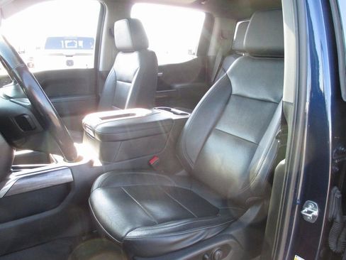 Used 2020 Chevrolet Silverado 1500 LTZ w/ LTZ Premium Package image 19