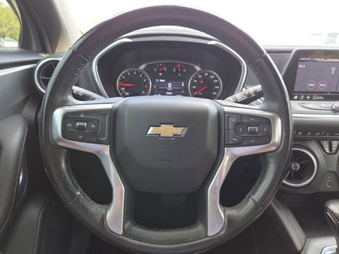 Used 2020 Chevrolet Blazer LT FWD image 26