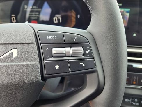 New 2026 Kia Sportage EX FWD image 12