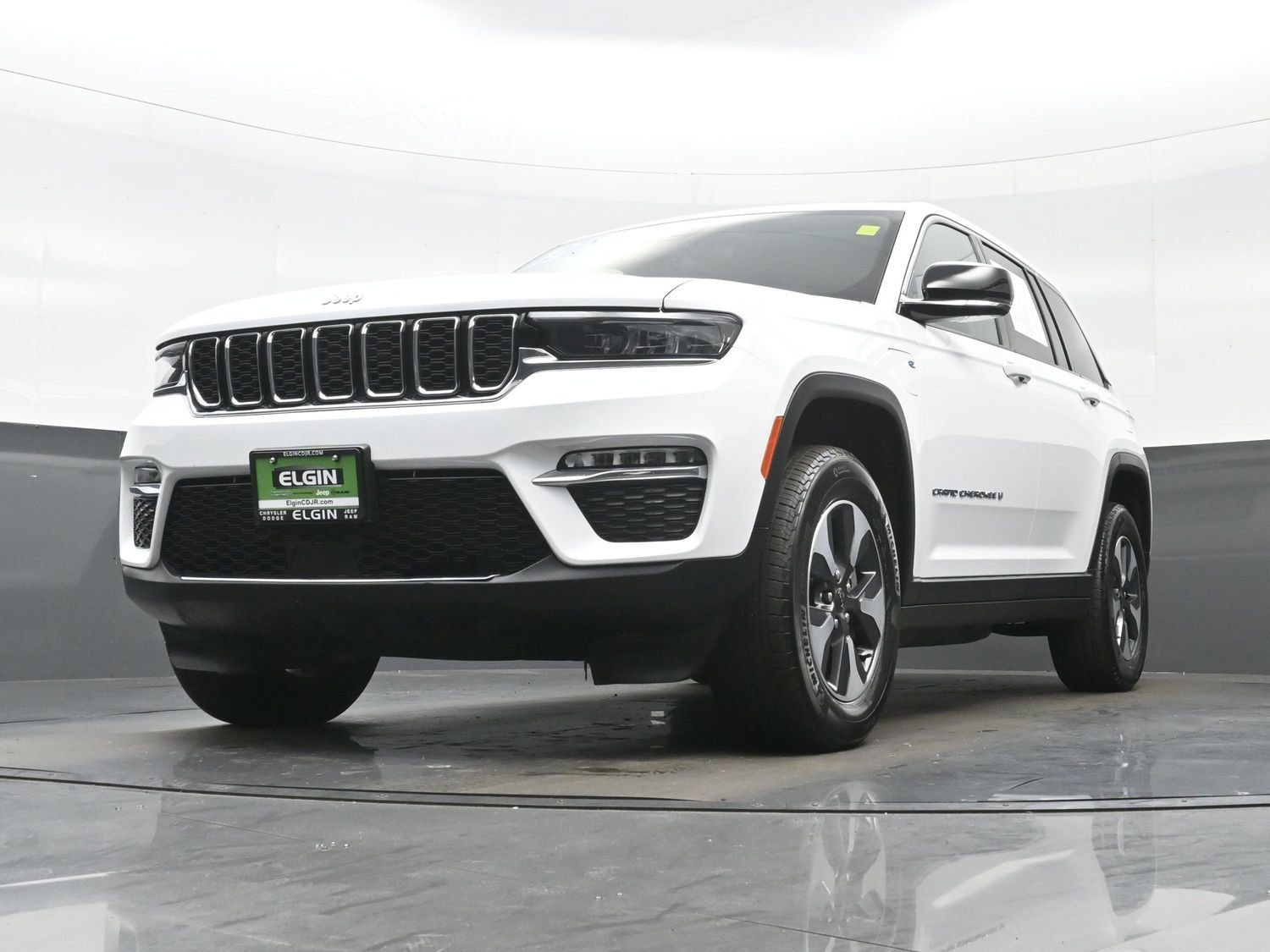 Used 2023 Jeep Grand Cherokee 4WD 4xe image 30