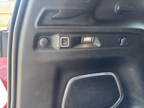 Used 2021 Jeep Grand Cherokee L Limited RWD image 17